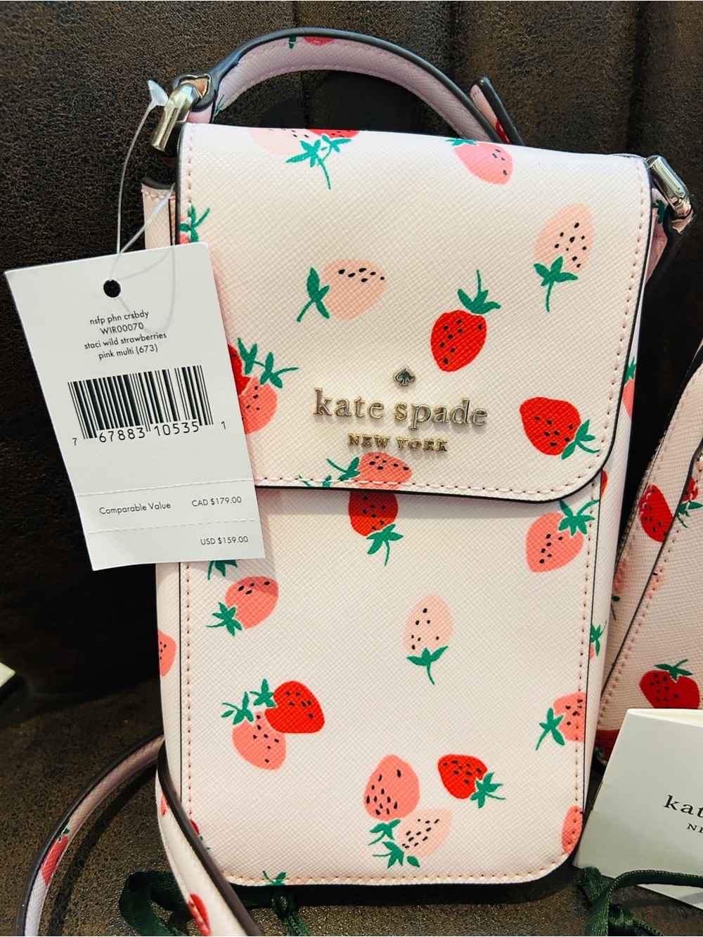 Kate Spade Wild Strawberry Set - Picture 2 of 6